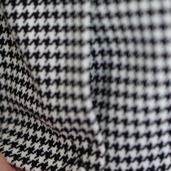 H&M Houndstooth Pencil Skirt, XS/0 - Picture 4 of 5